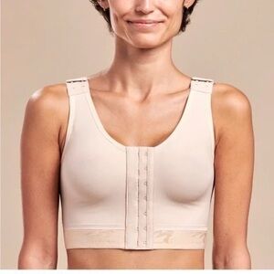 Comfort Front-Closure Support Bra in Nude